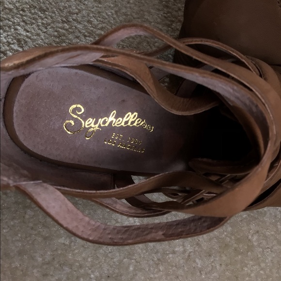 Leather Booties NWOT - Picture 5 of 7